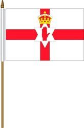 NORTHERN IRELAND 4" X 6" INCHES MINI COUNTRY STICK FLAG BANNER ON A 10 INCHES PLASTIC POLE .. NEW AND IN A PACKAGE