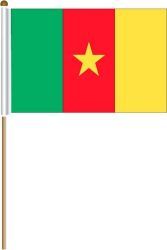 CAMEROON LARGE 12" X 18" INCHES COUNTRY STICK FLAG ON 2 FOOT WOODEN STICK .. NEW AND IN A PACKAGE