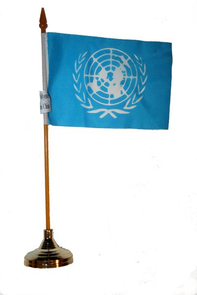 UNITED NATIONS 4" X 6" INCHES MINI COUNTRY STICK FLAG BANNER WITH GOLD STAND ON A 10 INCHES PLASTIC POLE .. NEW AND IN A PACKAGE.