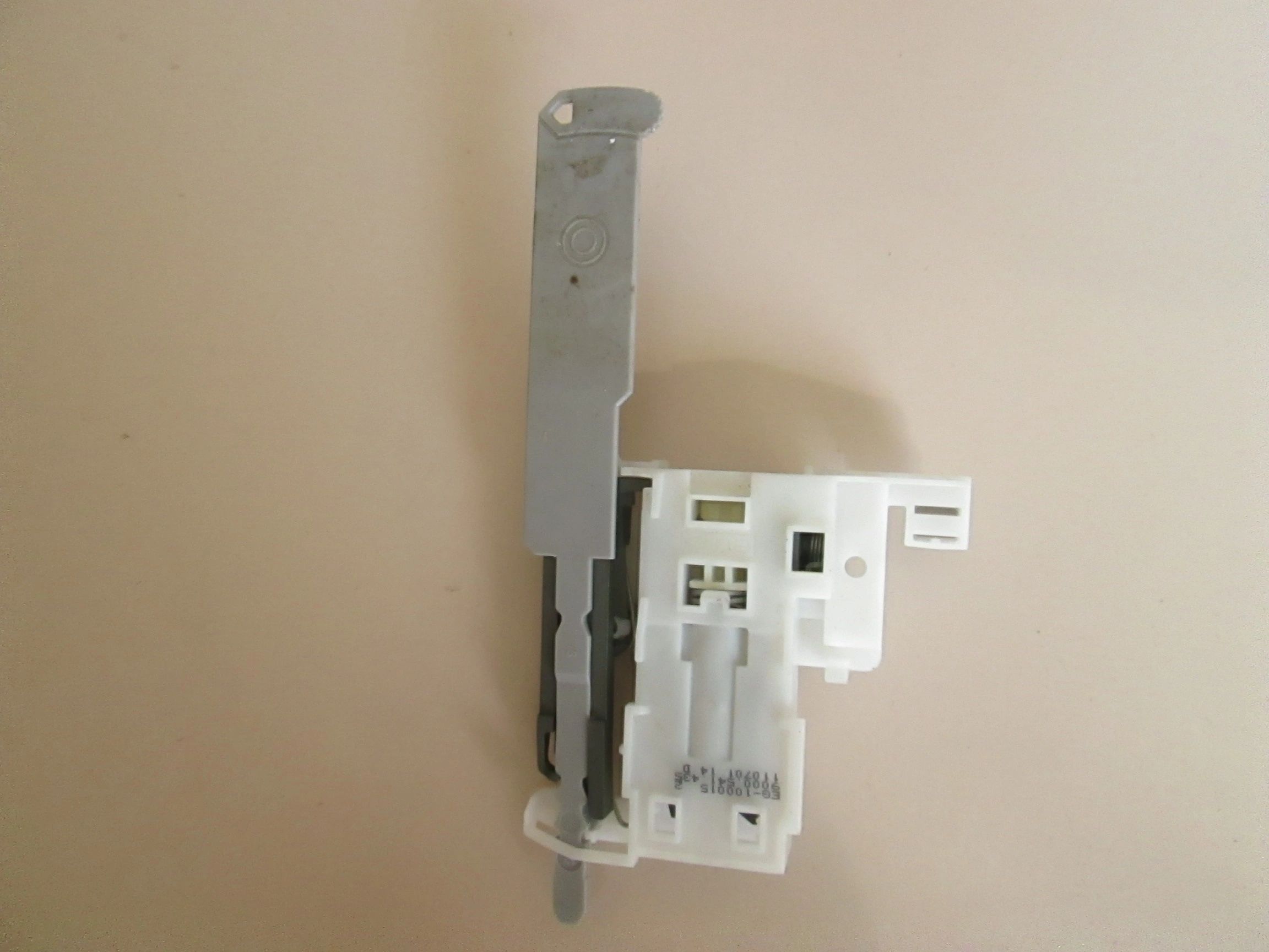 9000.541.435 EG100015 BOSCH SIEMENS DISHWASHER DOOR CATCH SWITCH