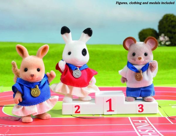 SYLVANIAN FAMILIES ...WINNERS !!! blue Box 4398