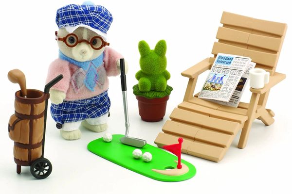 SYLVANIAN FAMILIES ... GOLFING ..GRANDFATHER AT HOME .. Blue Box