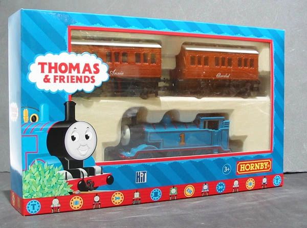 HORNBY ....OO THOMAS WITH ANNIE & CLARABEL SET