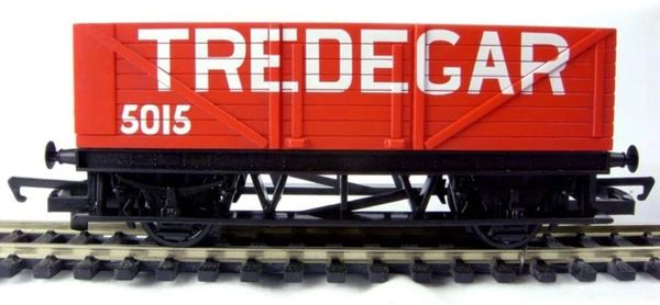 HORNBY,, R6370.. OO... RAILROAD...TREDEGAR 5051