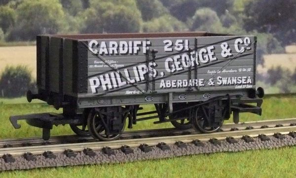 HORNBY 6813...OO PHILLIPS GEORGE & CO..Aberdare & Swansea