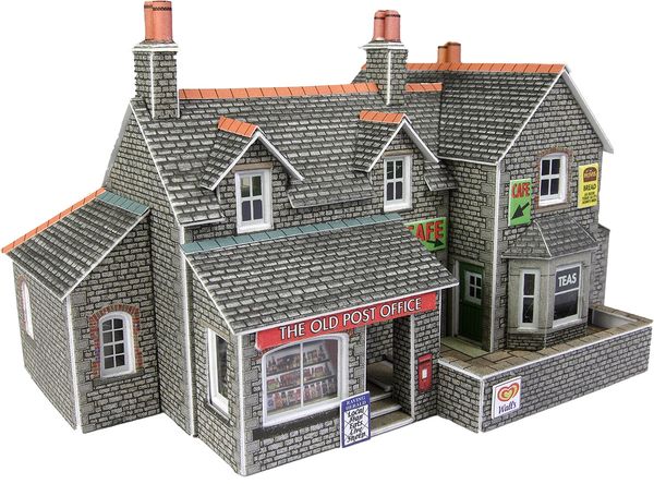 METCALFE ..PN154 . N GAUGE.... VILLAGE SHOP & CAFE