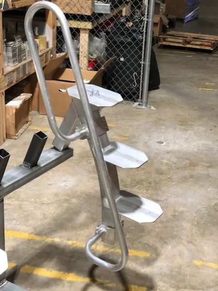 Bow Ladder Handrail