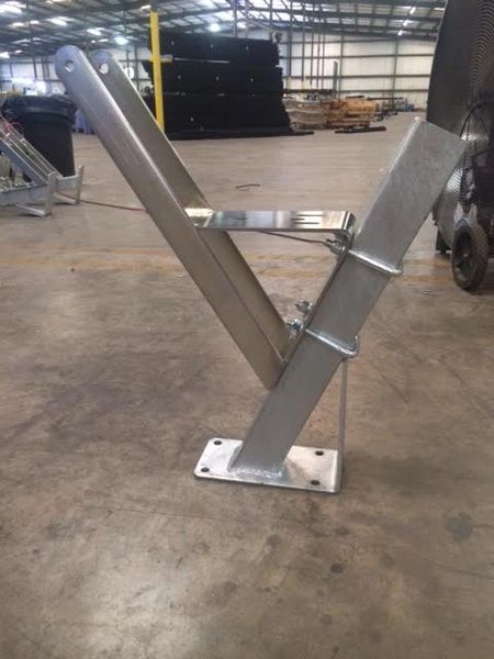 Bow Stop winch stand