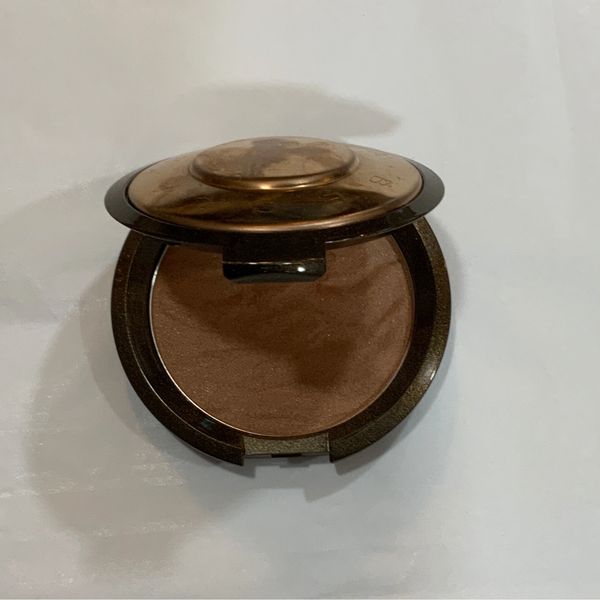 Becca Bronzer capri coast