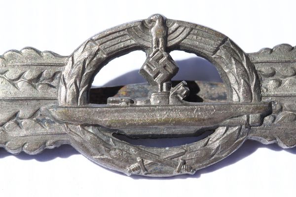 U-boat Front Clasp in Silver_Badges_WW2 German Awards_WW2 German  Militaria_Quality ww1 and ww2 reproduction german militaria for sale