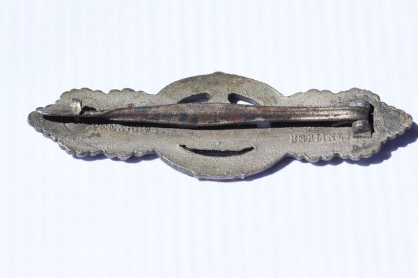 U-Boat Close Combat Clasp in Bronze by Schwerin - Original German