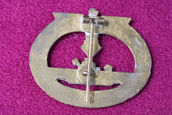 Sweetheart Brooches, Badges & Insignia: GERMAN THIRD REICH U-BOAT