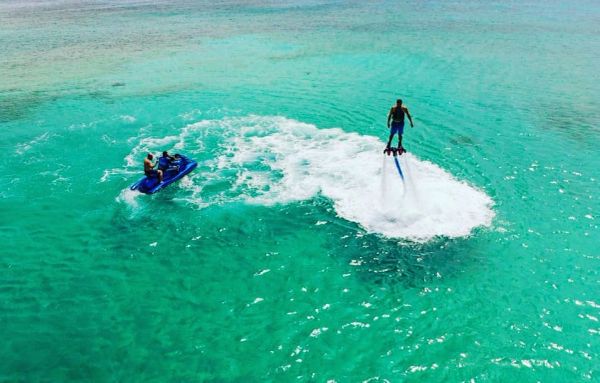 Fly-Boarding in West Bay