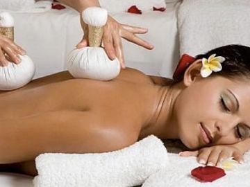 Coconut Compress Massage