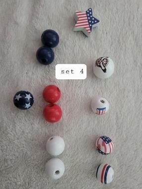 SET0004 Patriotic Beads