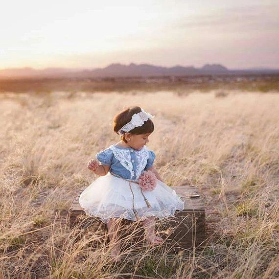 Jewel Lace Flower Girl Dresses for Western Country Wedding (US6)