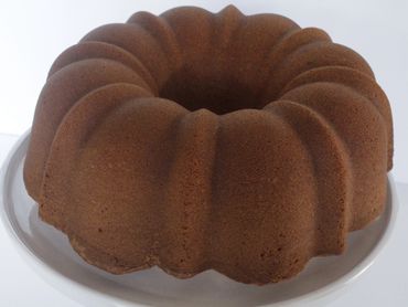 Cream cheese Bundt pound cake