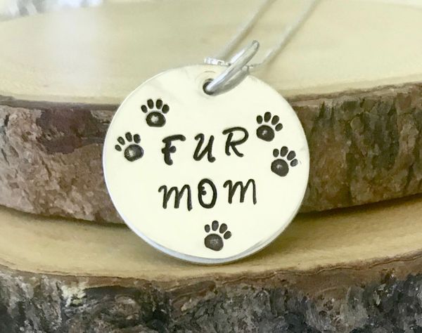 Fur Mom necklace