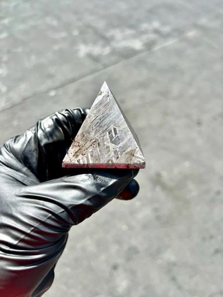 Muonionalsuta Meteorite Pyramid 1.9" x 1.9" x 1.9 tall