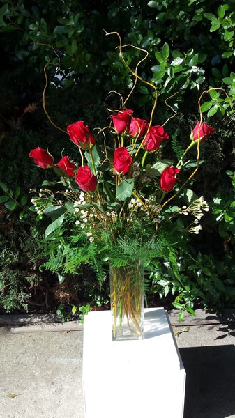 Extra Fancy Long Stem Roses Vased