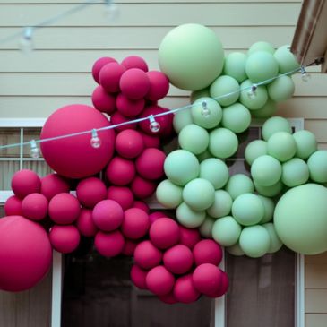 Seattle custom balloon installation 
Seattle balloons
Seattle events