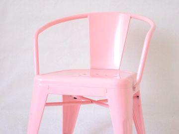 Plastic chairs for hire near online me