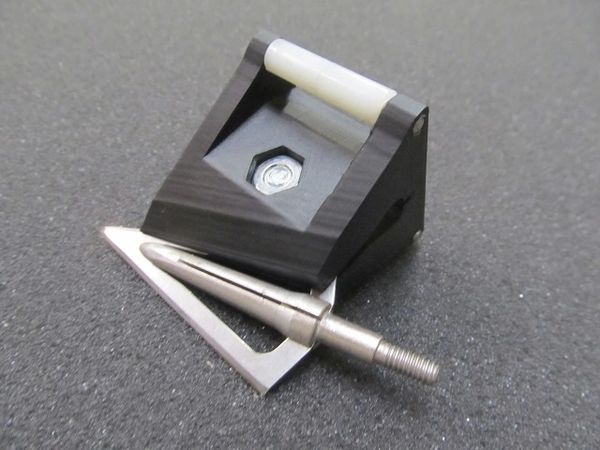 KME Sharpeners Self-Aligning Standard Broadhead Sharpening Kit