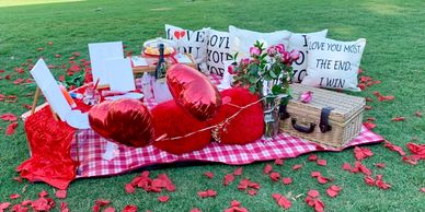 Tampa picnic, Tampa Romance Concierge, Tampa date ideas