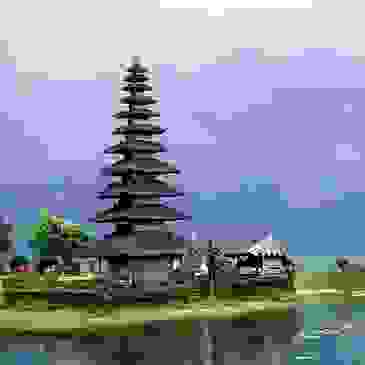 pray bali retreat peace luxury