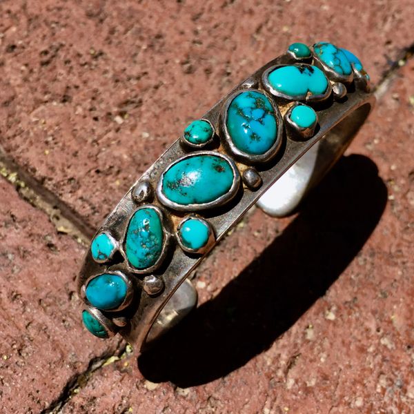 SOLD 1920s VIVID BLUE OVAL & ROUND 15 TURQUOISE STONE CROSS DIRECTIONAL STAMPED INGOT SILVER CUFF BRACELET