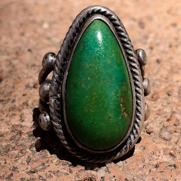 SOLD 1920s RAINDROP SHAPED DARK GREEN TURQUOISE ARROW STAMPED SILVER PINKY RING