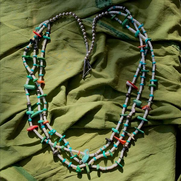 SOLD 1960s PUEBLO INDIAN TREASURE NECKLACE WITH SHELL, BENCH BEADS & TURQUOISE HEISHE & TABS