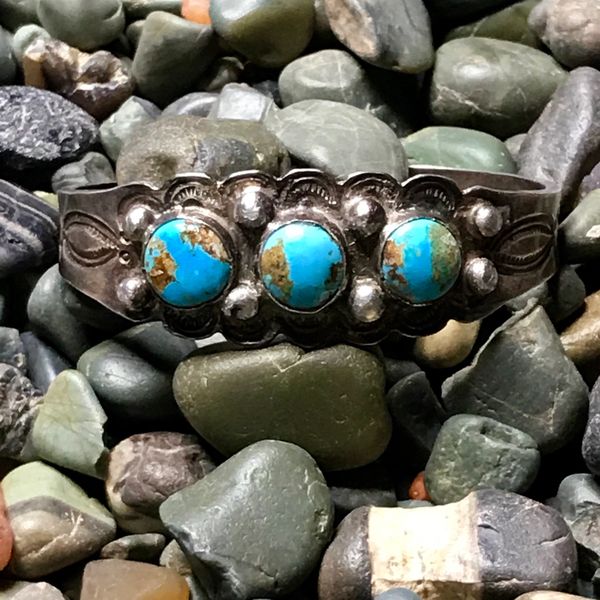 SOLD 1920s 3 BLUE ROUND TURQUOISE STONE INGOT SILVER STAMPED CUFF BRACELET