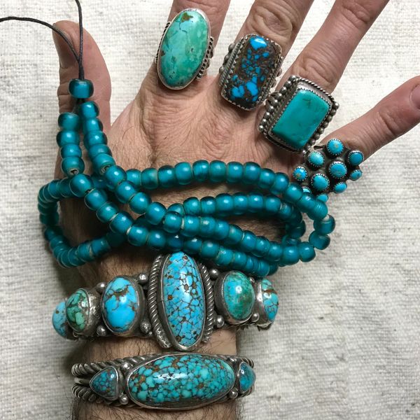 SOLD 1920s INDIAN TURQUOISE GLASS WHITEHEARTS PADRE PONY TRADE BEAD ...