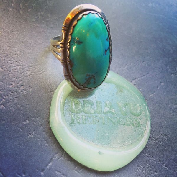 SOLD 1950s FINELY MADE BIG BISBEE TURQUOISE SILVER RING