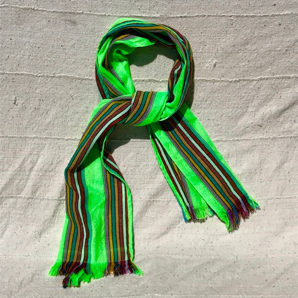 VINTAGE FRINGED SYNTHETIC MATERIAL GREEN STRIPED SCARF OR TABLE RUNNER