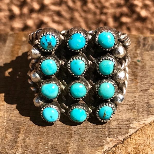 SOLD 1940s SILVER TWISTED WIRE 12 ROUND BLUE TURQUOISE STONE ZUNI CLUSTER PETIT POINT RING