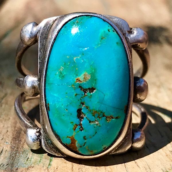 SOLD 1920s VIVID BLUE OVAL TURQUOISE INGOT SILVER RING