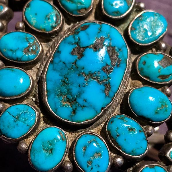 SOLD 1930s DARK NEON BLUE TURQUOISE ZUNI CLUSTER PETIT POINT 4 HEARTS MOTIF SILVER CUFF BRACELET