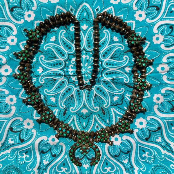 SOLD 1940s SILVER DOUBLE ROW BENCH BEADS ZUNI CLUSTER PETIT POINT GREEN TURQUOISE SQUASH BLOSSOM NECKLACE 24”
