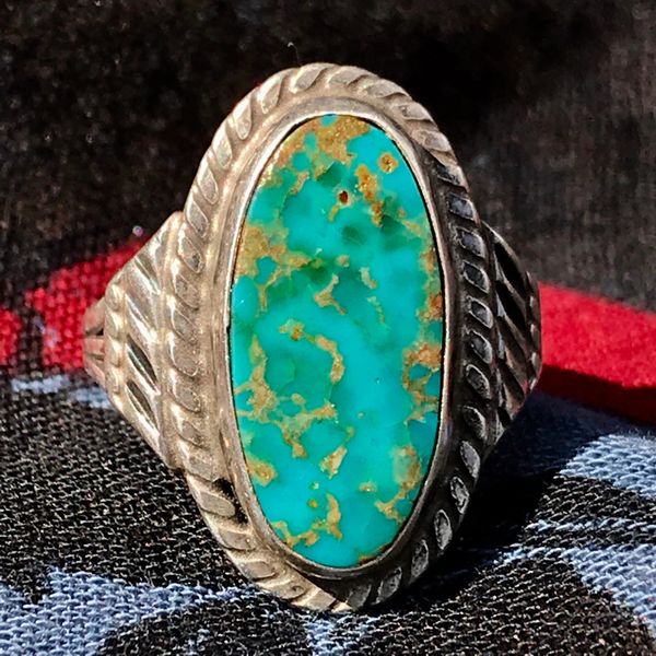 SOLD 1930s OVAL ROYSTON VIVID LIGHT BLUE TURQUOISE SILVER RING