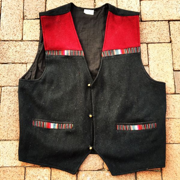 SOLD WOOL SHERPA NEPAL HIMALYAN BUDDHIST MOUNTAIN MAN VEST