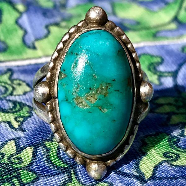 SOLD 1930s OVAL DOMED VIVID BLUE TURQUOISE SILVER RING