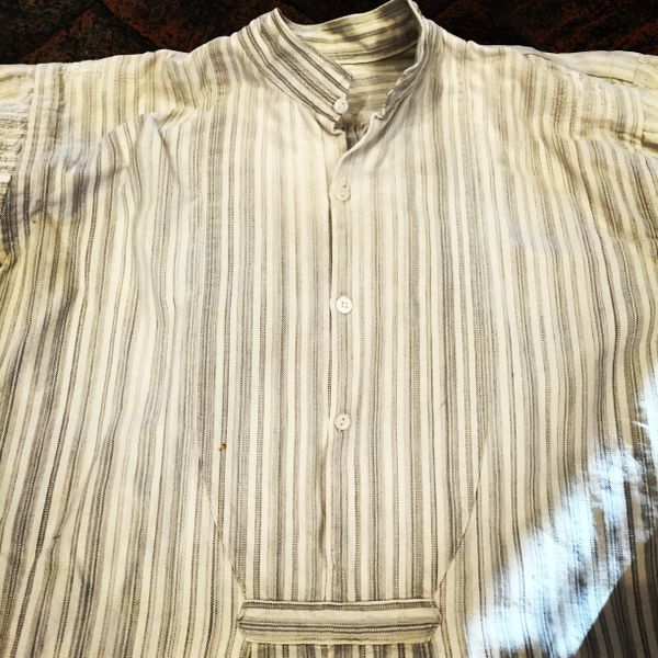 SHASHIKO BORO BANDED COLLAR FRENCH GREY HOMESPUN 1880s PLEATED GRANDAD SHIRT