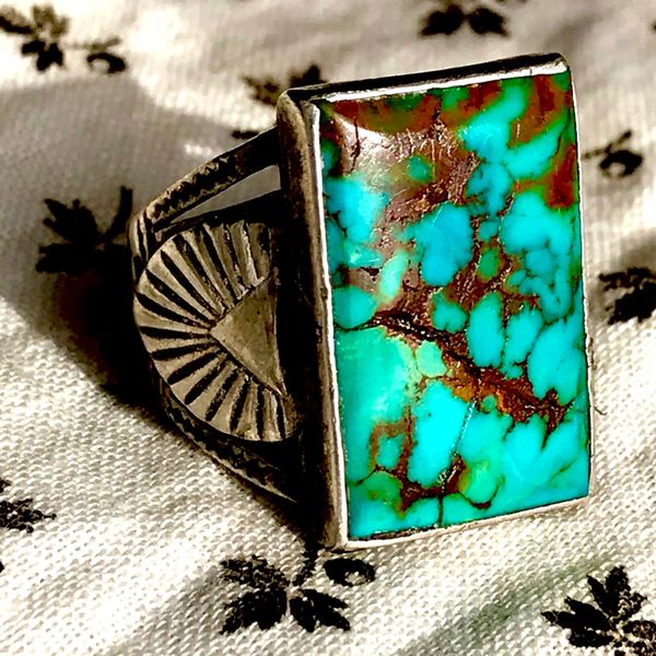 SOLD 1930s RARE NEON BLUE SPIDERWEBBED ROYSTON TURQUOISE MENS RECTANGLE SILVER RING