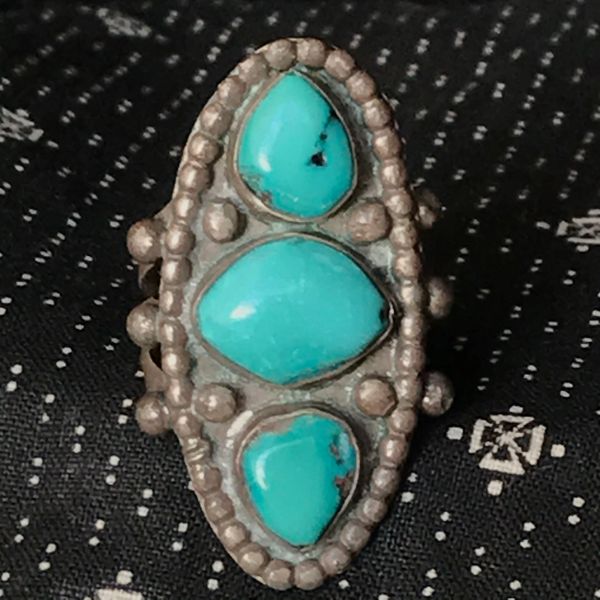 SOLD 1930s FINGER LONG BLUE TURQUOISE STOPLIGHT STYLE SILVER RING