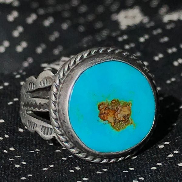 1930s NEON BLUE ROYSTON TURQUOISE ROUND SILVER RING