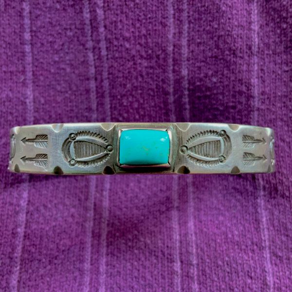 SOLD 1920s CARVED & STAMPED WHIRLING LOG & ARROW BLUE BREAD LOAF TURQUOISE CUFF BRACELET