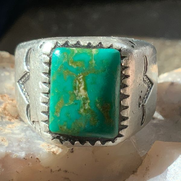 SOLD 1920s GREEN & YELLOW CERILLOS TURQUOISE MENS SILVER STAMPED RING FRED HARVEY ERA
