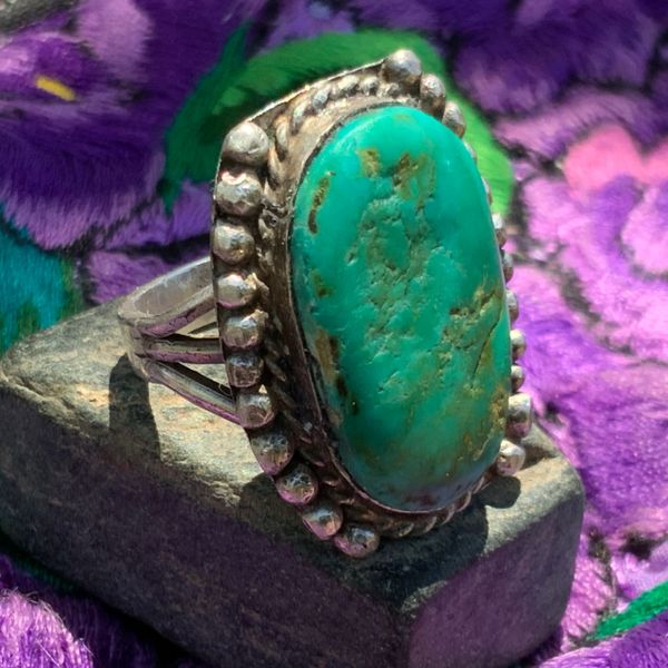 SOLD 1930s LONG OVAL GREEN TURQUOISE SILVER RING FRED HARVEY ERA